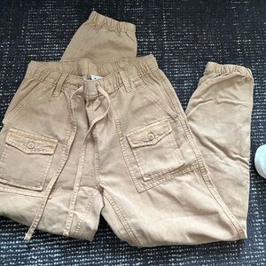 Super cute aerie pants